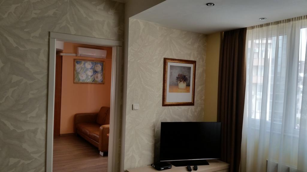 Apartments Carrera Sofya Dış mekan fotoğraf